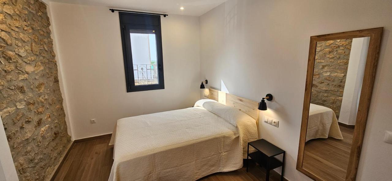 卡马尔莱斯Casa Les Carolines别墅 外观 照片